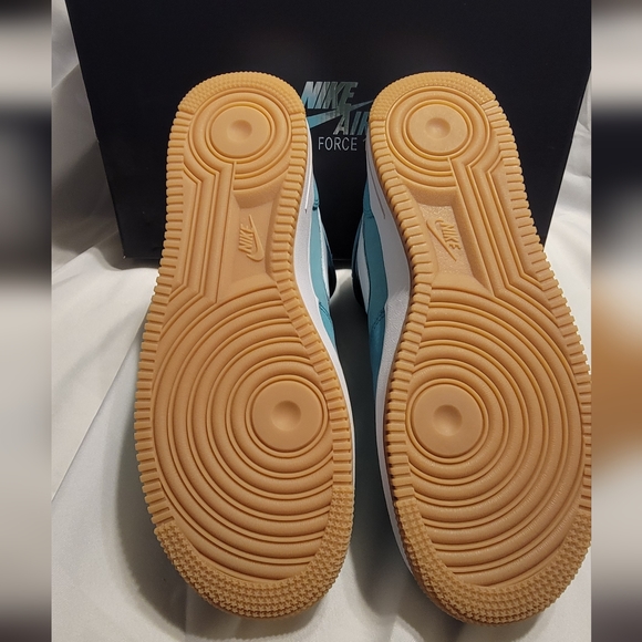 Nike Air Force 1 Mid Premium - Picture 5 of 6